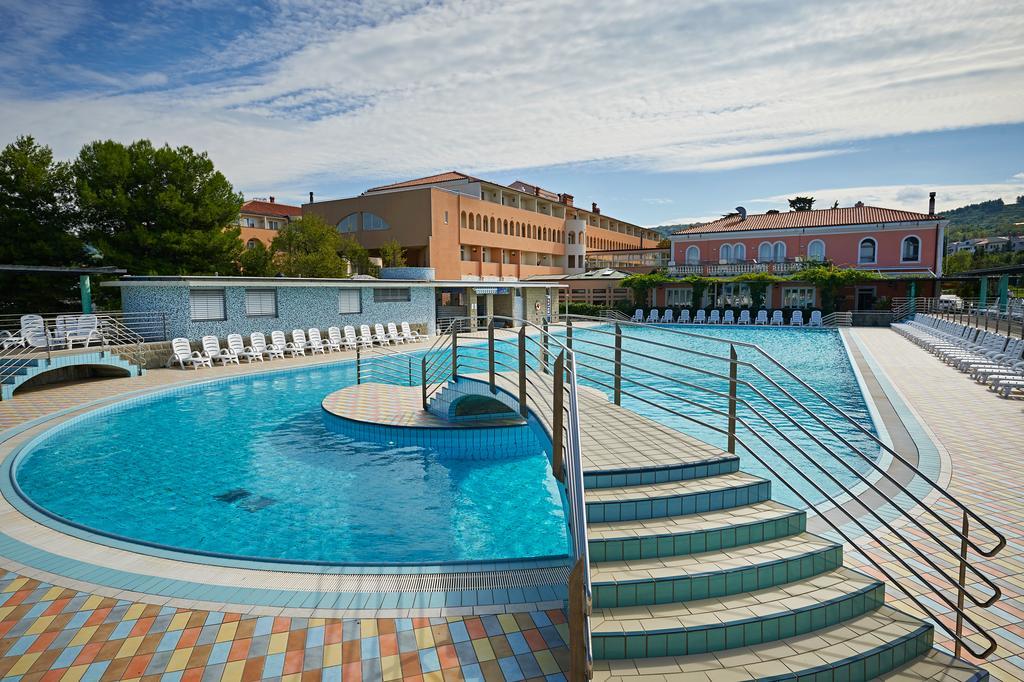 Hotel Delfin Izola Exterior photo